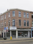 908790 Gezicht op het winkelhoekpand Amsterdamsestraatweg 292 te Utrecht, met links de Narcisstraat.N.B. bouwjaar: ...